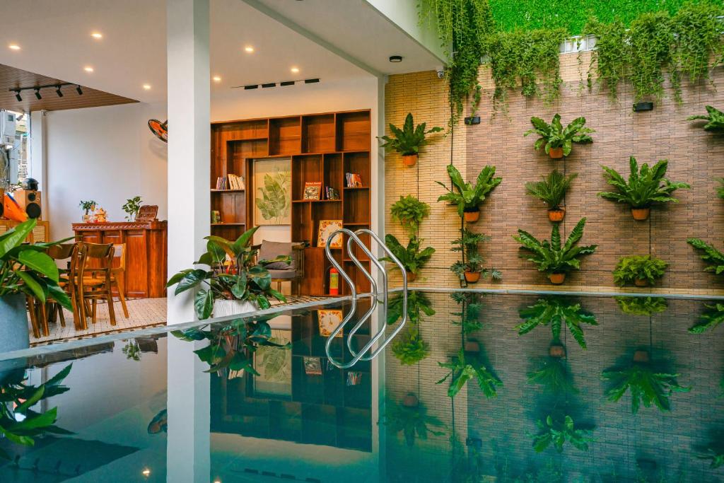 Bazén v ubytování Beach Palm Villa Hoi An nebo v jeho okolí