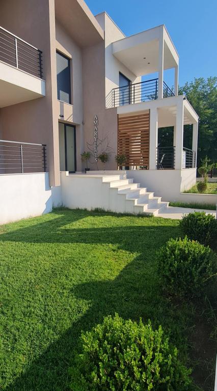 Fotografie z fotogalerie ubytování Amaryllis Luxury Living v destinaci Nea Vrasna