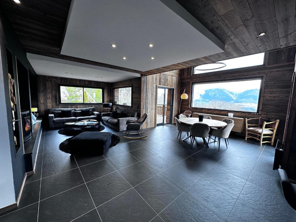 Posezení v ubytování Chalet du rocher Font Romeu