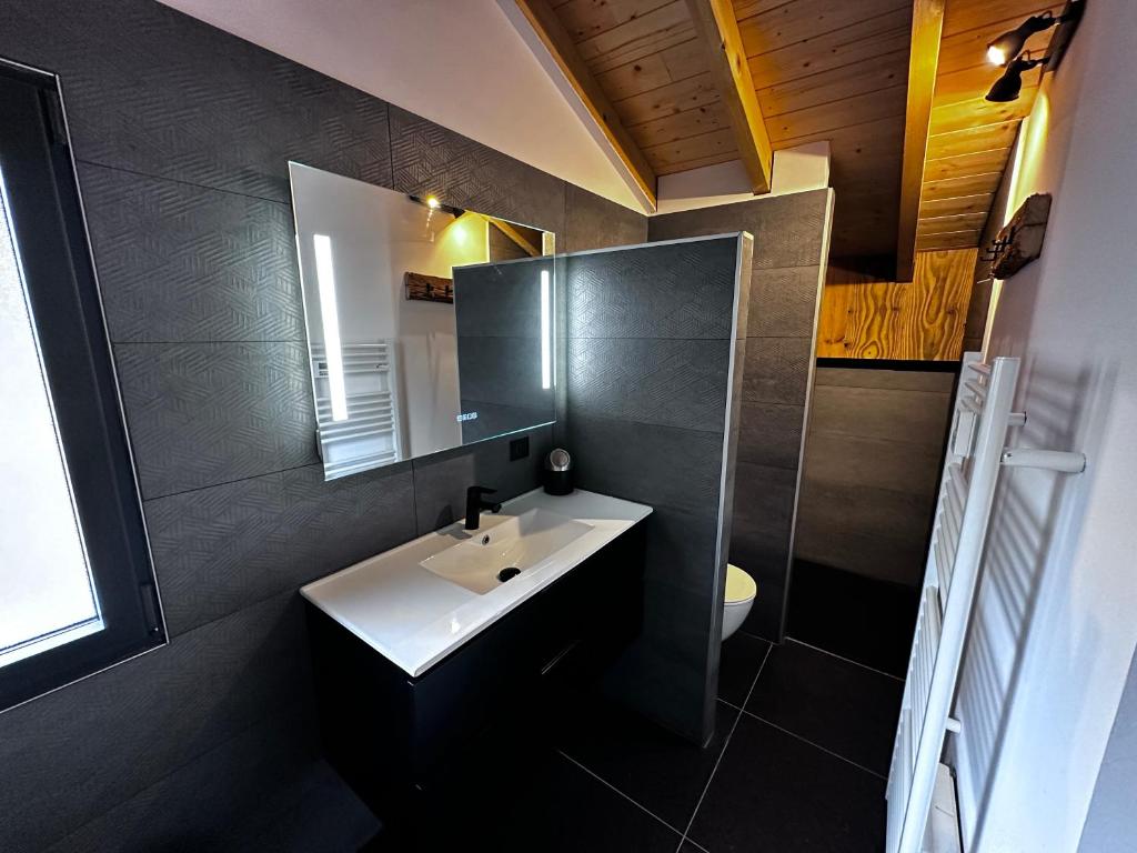 Koupelna v ubytování Chalet du rocher Font Romeu