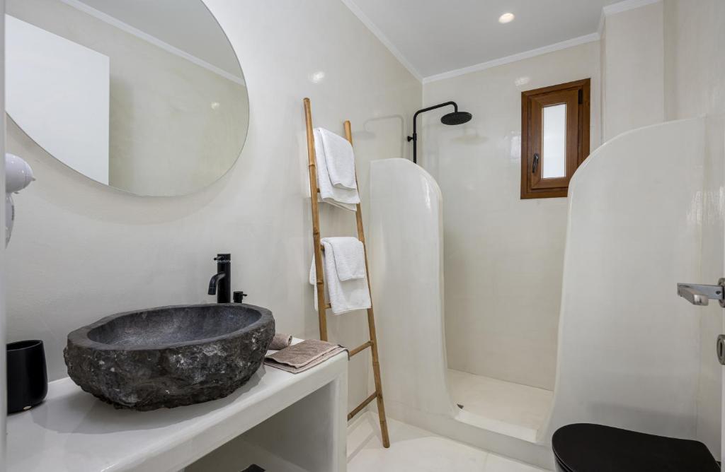 Leon Luxury Suites - 8