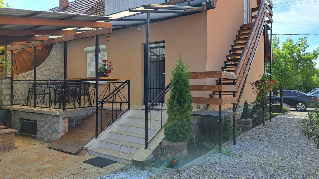 Fotografie z fotogalerie ubytování Zsory Furdo Lapartman Mezokovesd v destinaci Szihalom