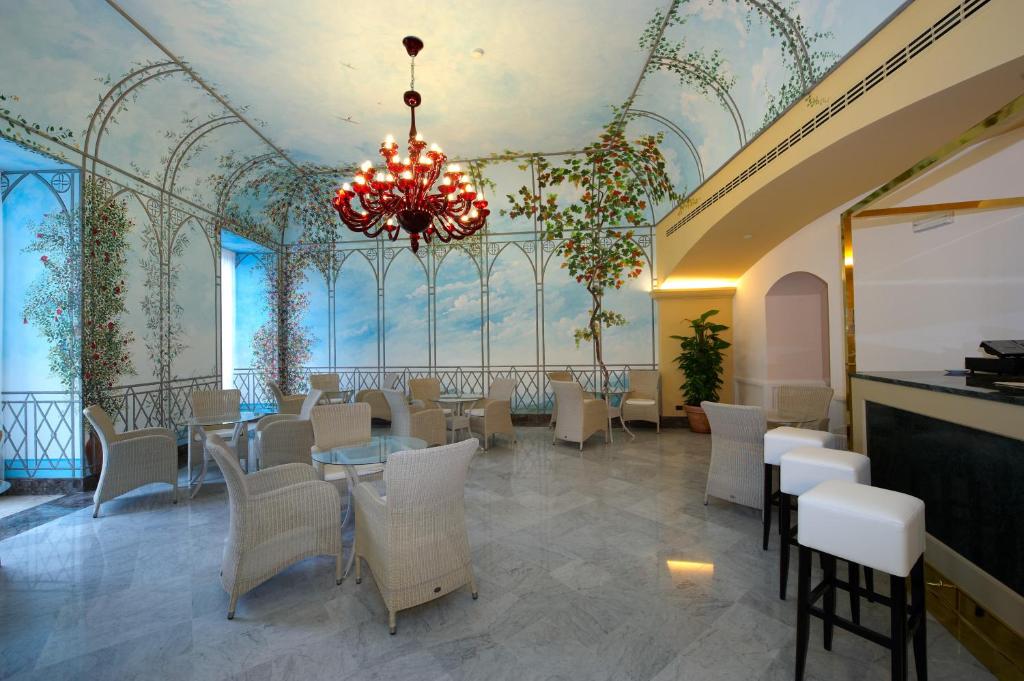 Posezení v ubytování Grand Hotel Piazza Borsa