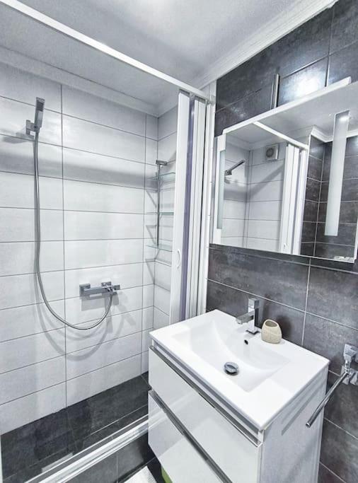 Ένα μπάνιο στο Jednosoban apartman u centru Bara