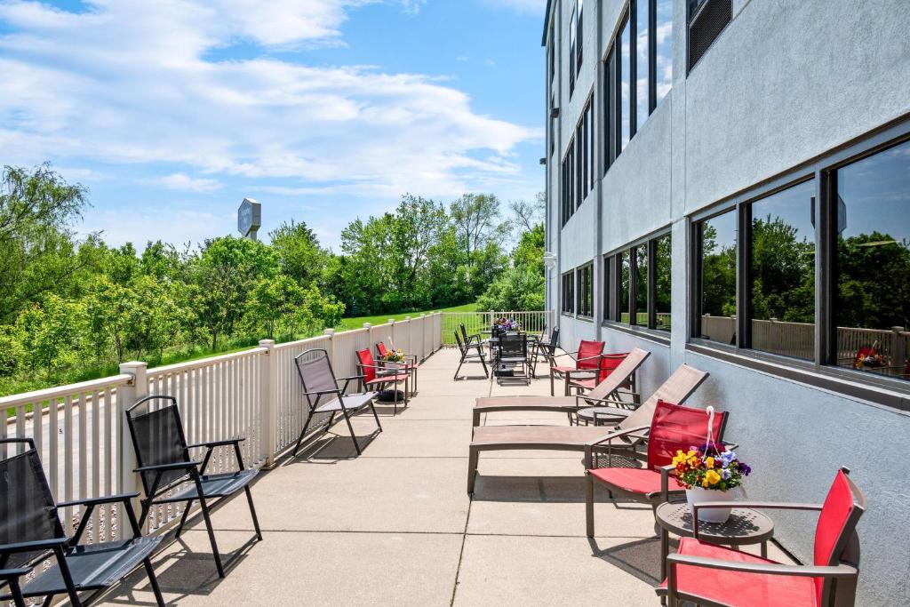 Hampton Inn Grand Rapids/North - Housity