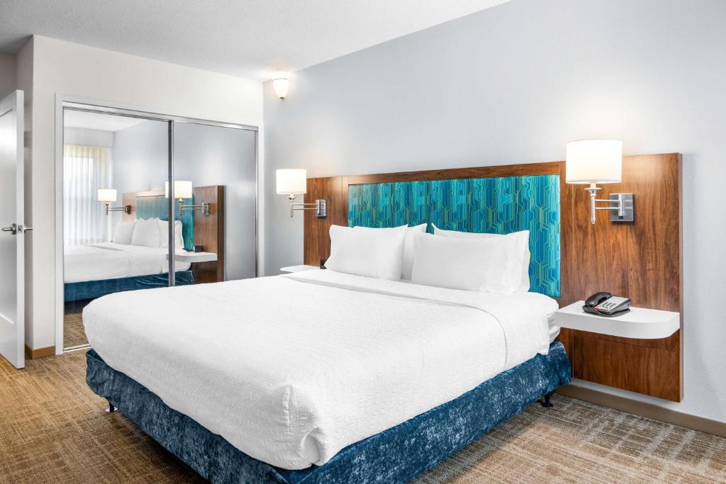 Hampton Inn Grand Rapids/North - 