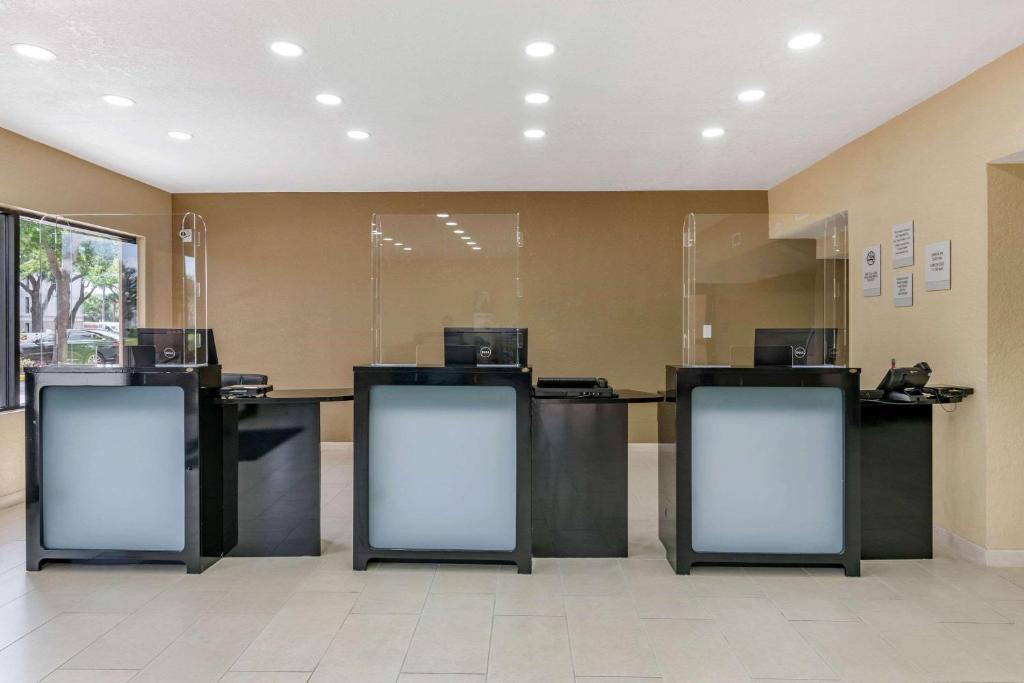 Clarion Inn Orlando International Drive - ICON Park photo