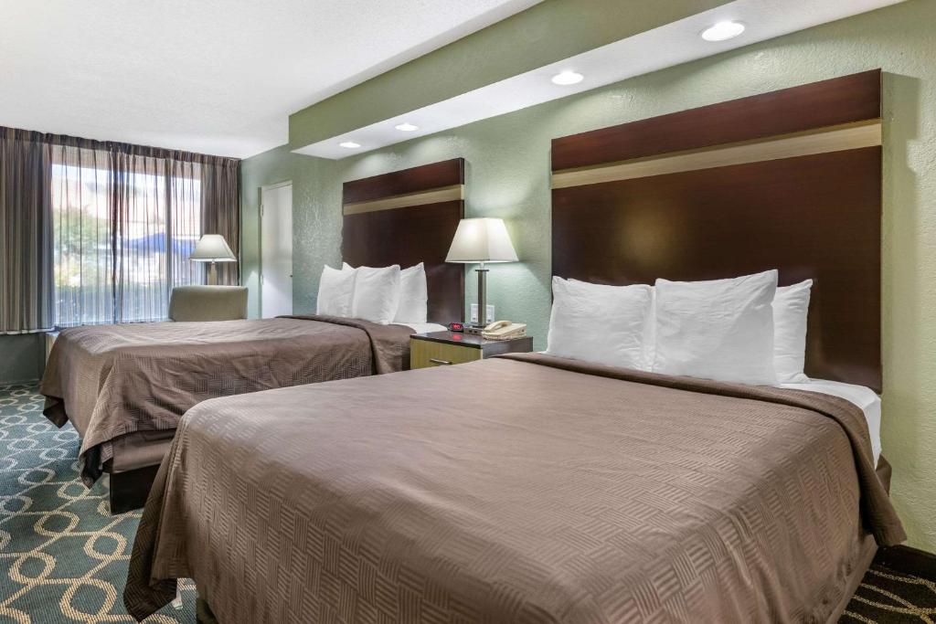Clarion Inn Orlando International Drive - ICON Park photo