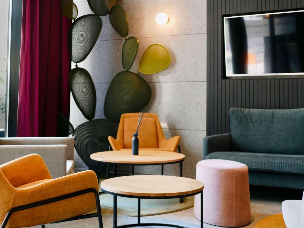 Гостиная зона в ibis Styles ST Pauls Bay Malta