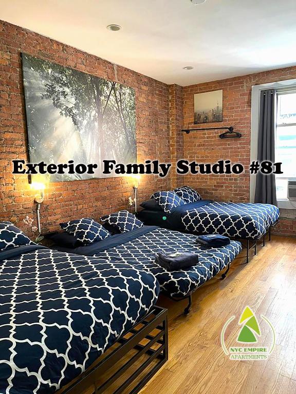 NYC Empire Apartments - 
