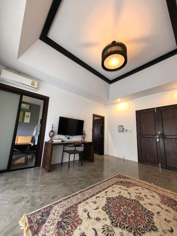 
Suite with Garden View
