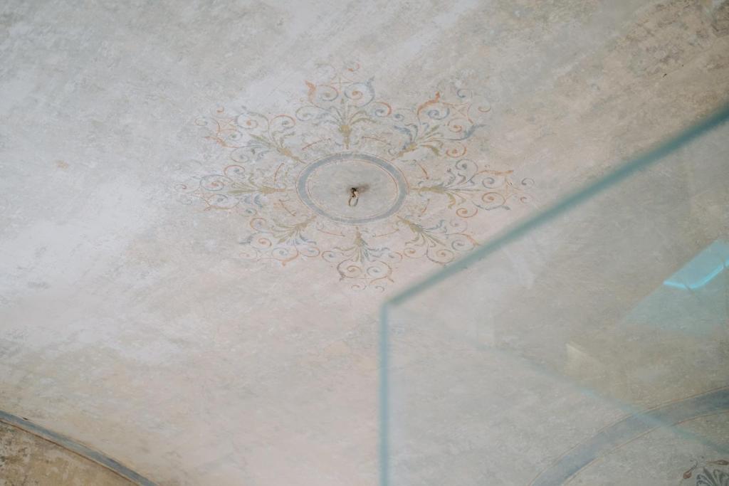 Ambrosia-Timeless Hosting - 12