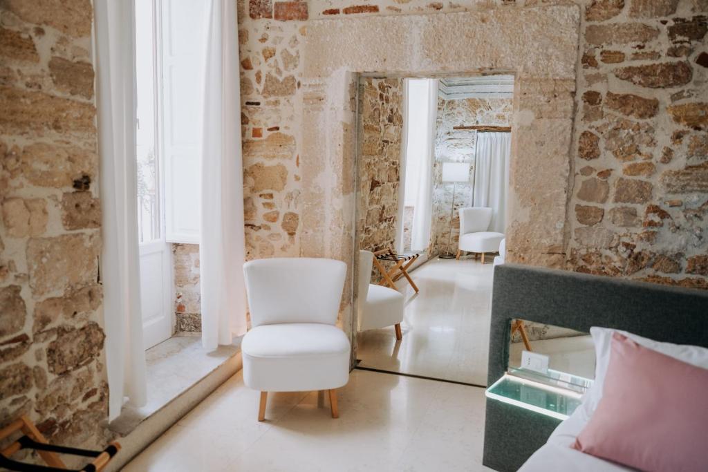 Ambrosia-Timeless Hosting - 17