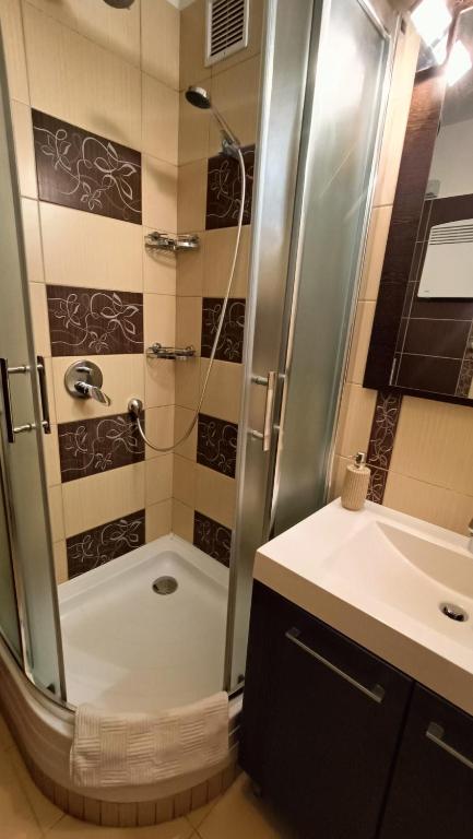 Kúpeľňa v ubytovaní NewIsland Family Apartman
