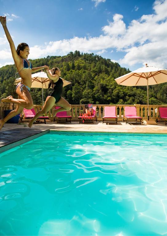 Hosté ubytování Villa Aimée Luxury Apartments with Heated Pool