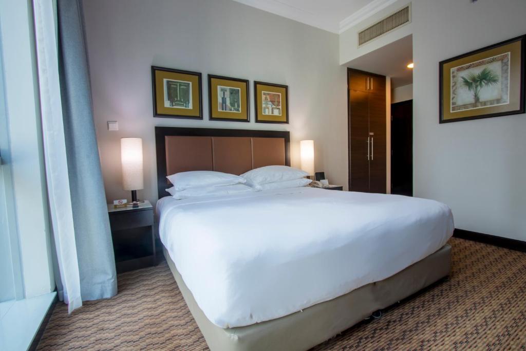 
Premier One-Bedroom Suite
