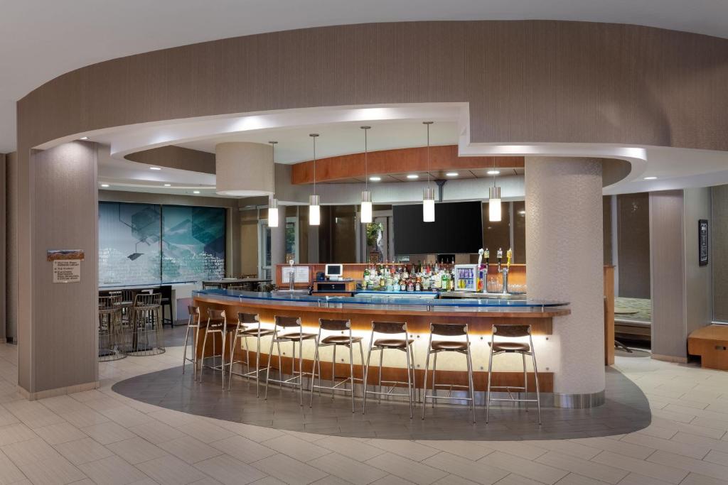 Nápoje v ubytování SpringHill Suites by Marriott Grand Junction Downtown/Historic Main Street