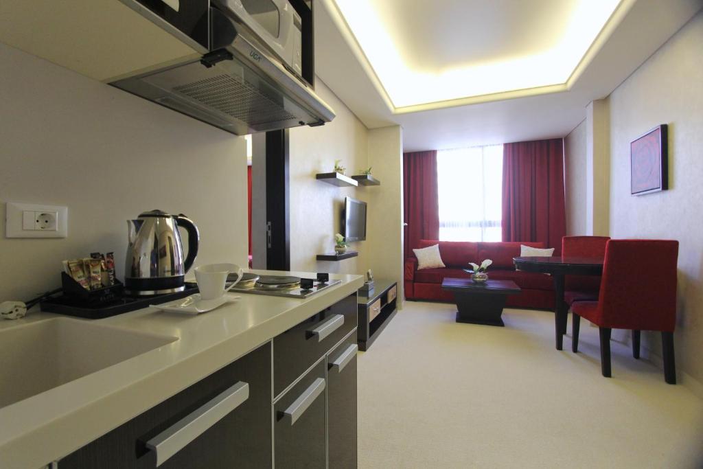 Elite Hotel By Beverly - Suite Deluxe