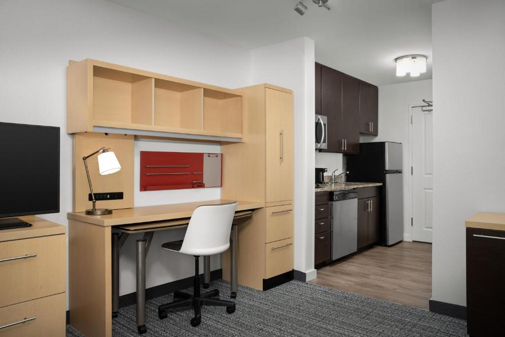 TownePlace Suites by Marriott Gainesville Northwest - Suite De Un Dormitorio Con Cama Tamaño Queen