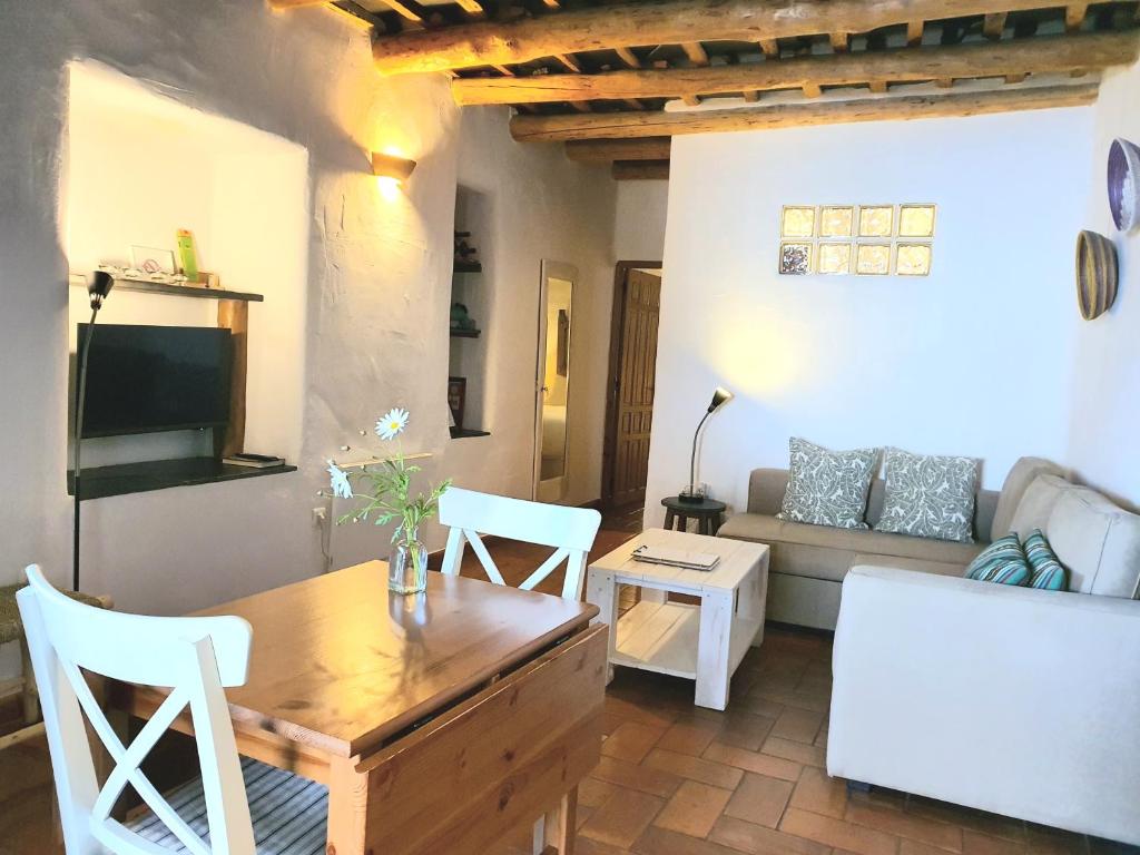 La Placeta Guesthouse - Superior One-Bedroom Apartment