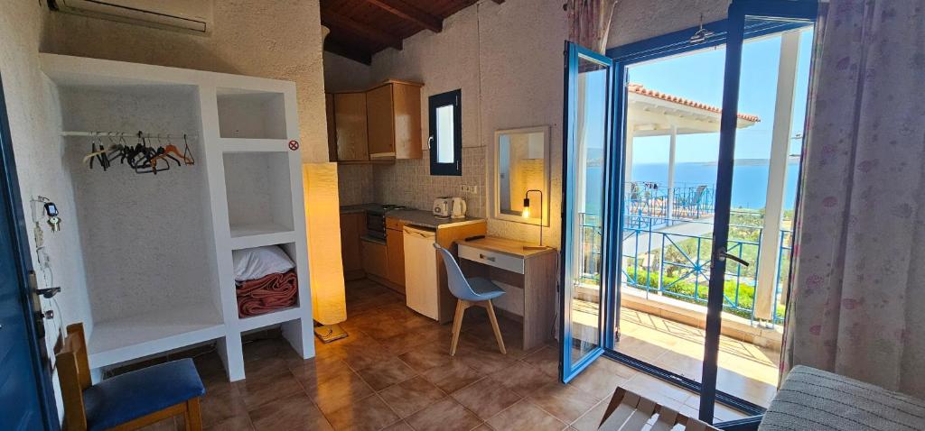 Příroda nedaleko aparthotelu