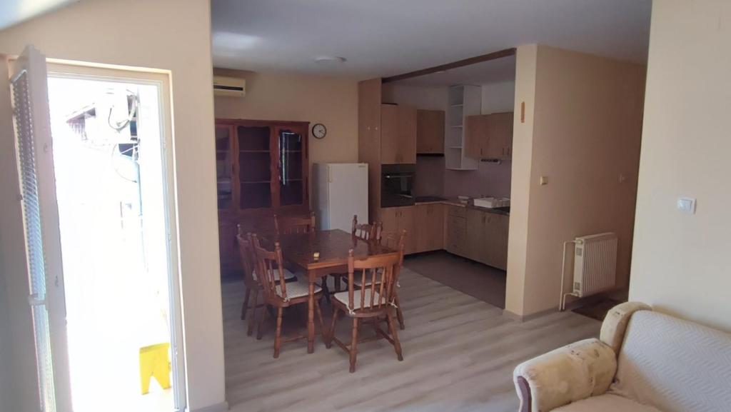 Kuchyň nebo kuchyňský kout v ubytování Apartman Maja