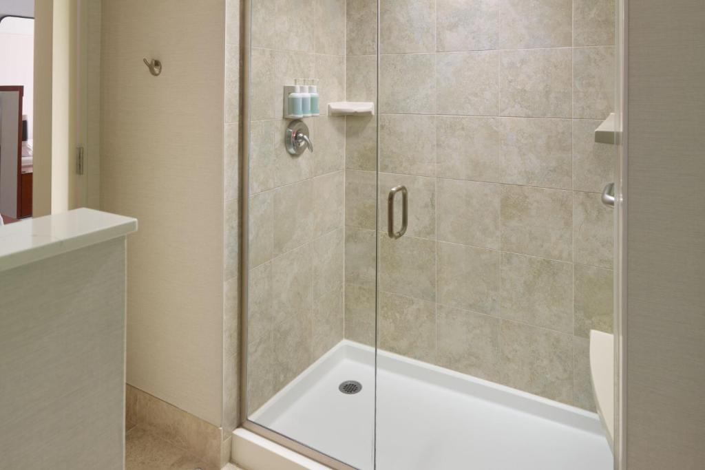 Courtyard by Marriott Washington, D.C./Foggy Bottom - 