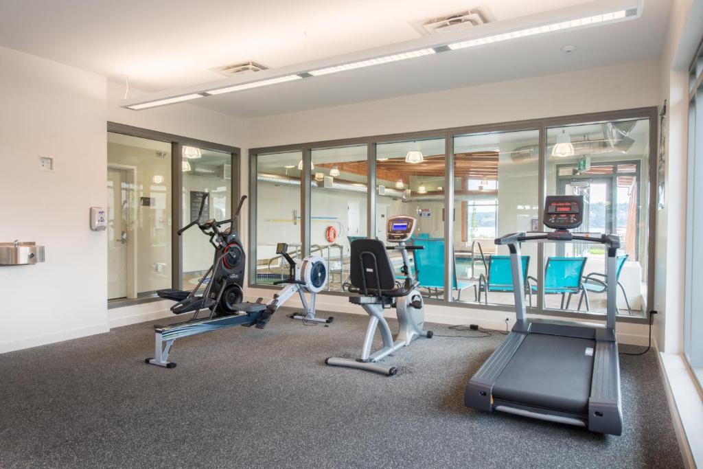 Fitness centrum a/nebo fitness zařízení v ubytování Comfort Inn & Suites