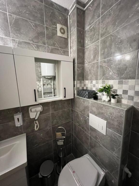 Kupaonica u objektu Apartman Tina