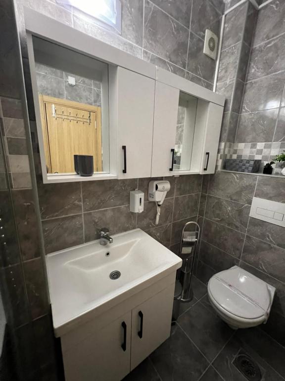Kupaonica u objektu Apartman Tina