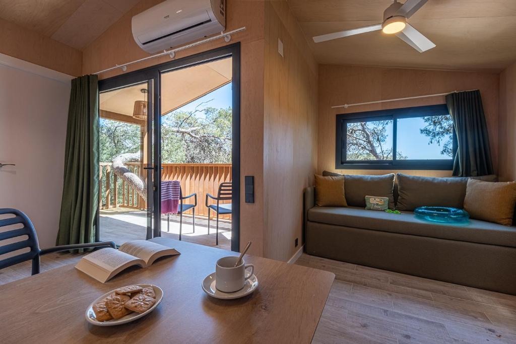 A seating area at Camping Estival Torre de la Mora