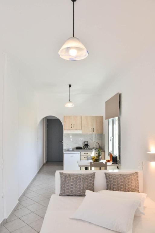 Paradise Studios - 2