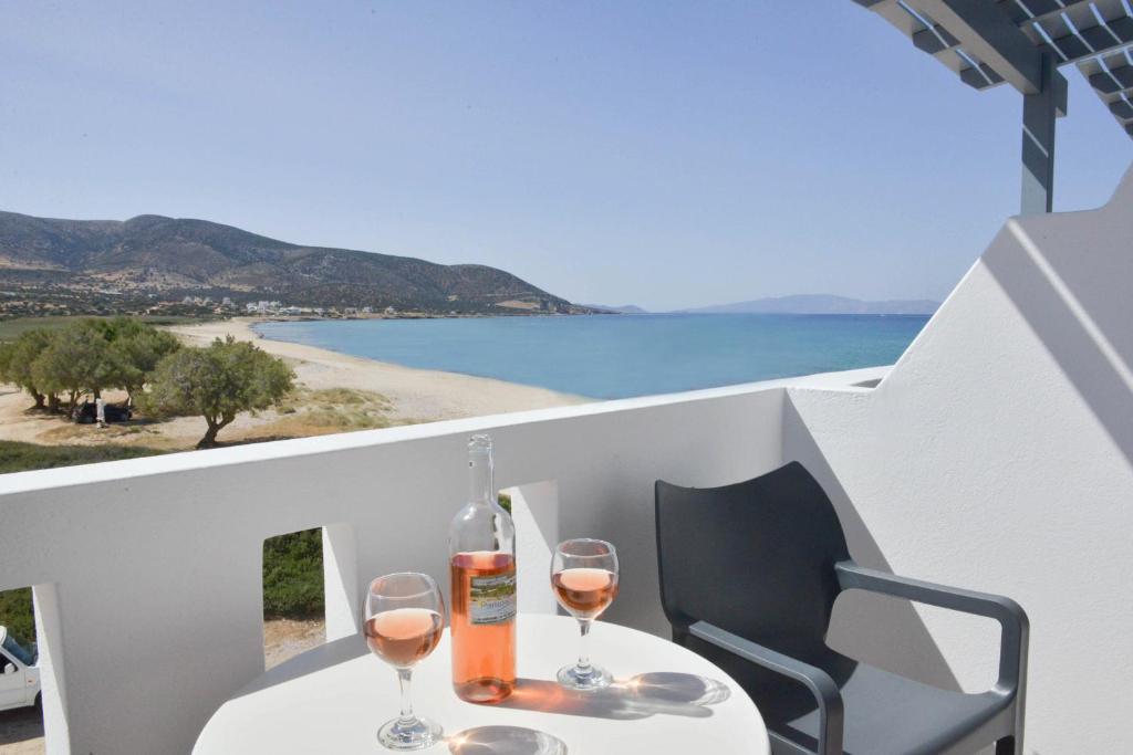 Paradise Studios - 12