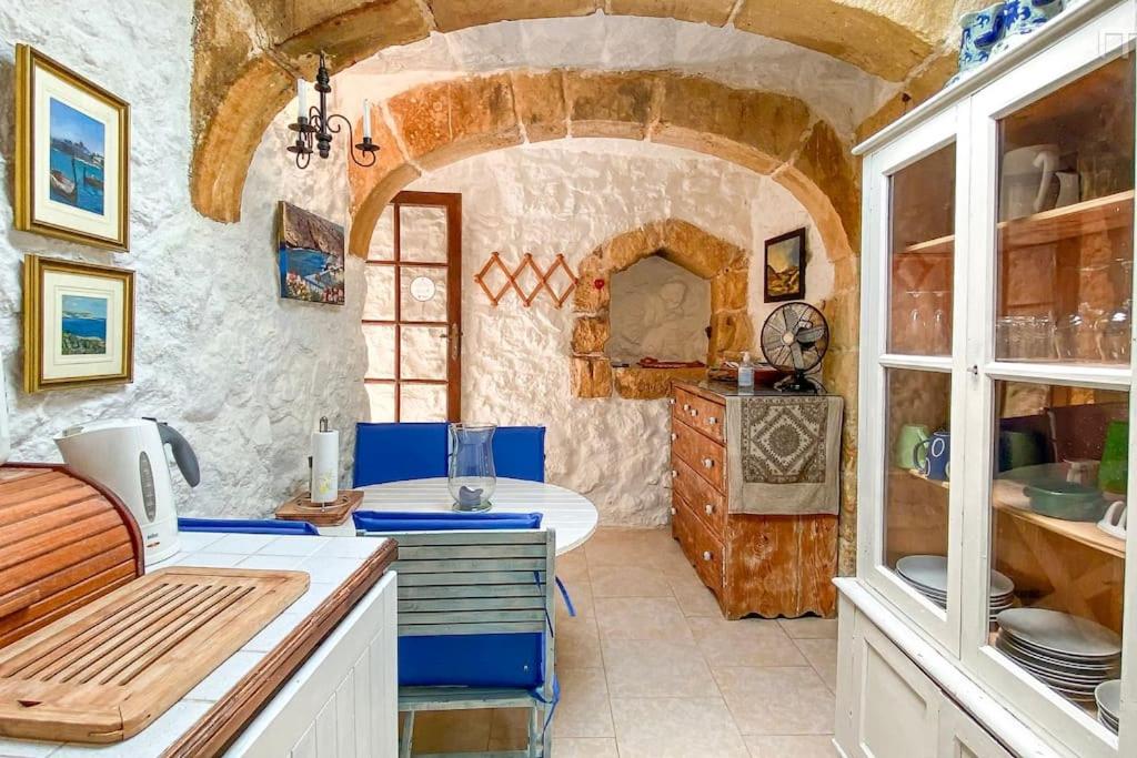 Posezení v ubytování Mandy - The quaintest farmhouse on Gozo