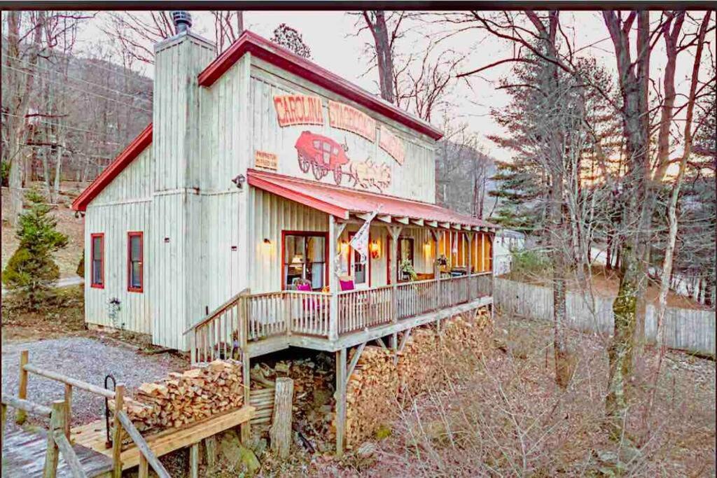 Maggie lane cozy cabin Come Visit the Elk, Maggie Valley (updated