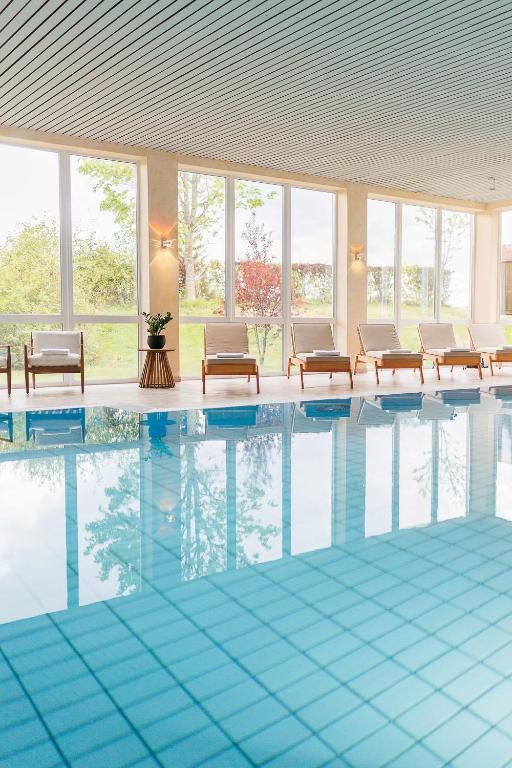 Bazén v ubytování Boutiquehotel Ochsen nebo v jeho okolí