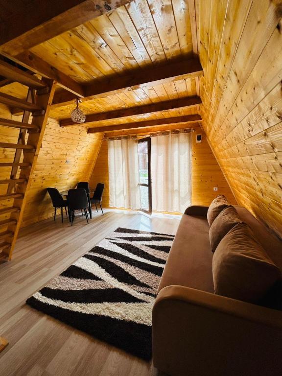 Posezení v ubytování Casa Ursu