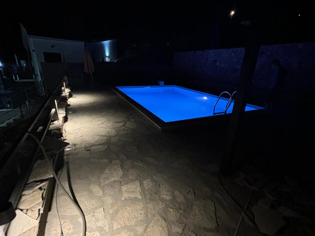 La alberca dentro o cerca de Villa Tunaj new Pool and BBQ