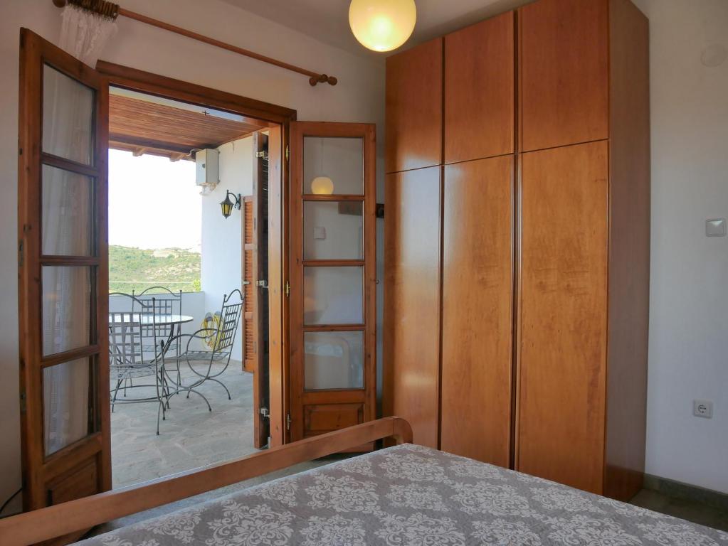 Postel nebo postele na pokoji v ubytování Paradiso Apartments with sea view