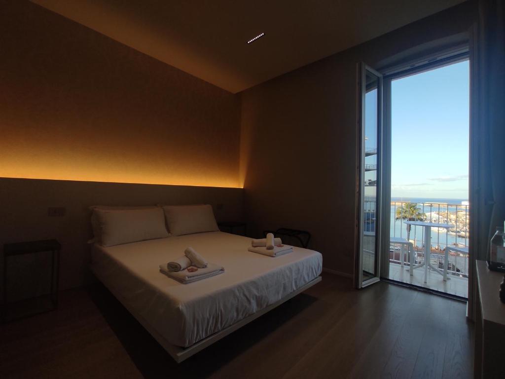 SAVANTO - Chambre Lit Queen-Size Avec Vue Sur Mer