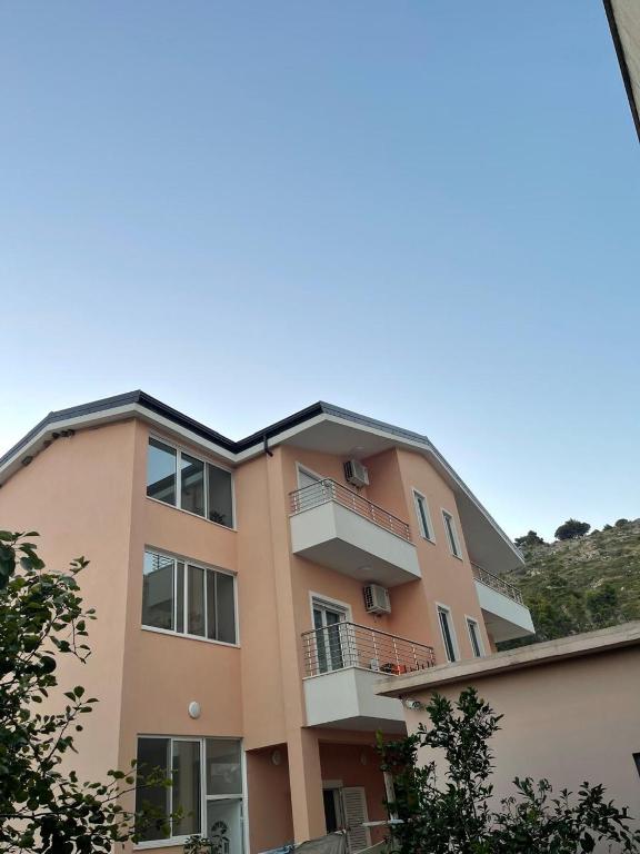 Vila Ornela