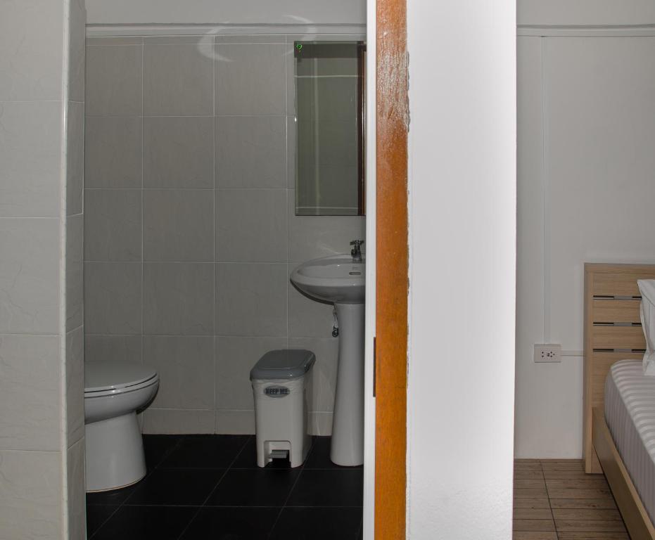 Allstar Guesthouse - 15