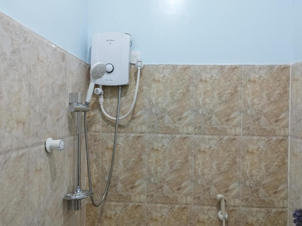 Uma casa de banho em Ocean View Lodging House