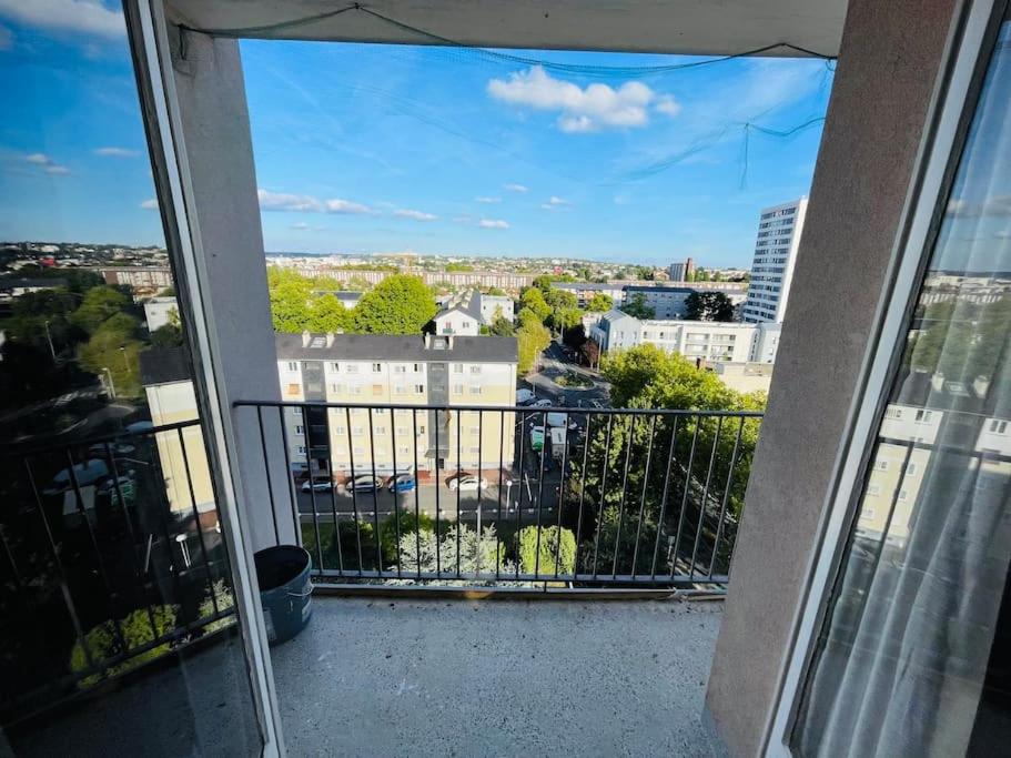 Galeriebild der Unterkunft 8N Apartment group near Paris in Bondy