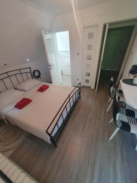 Guesthouse Nikola - 10