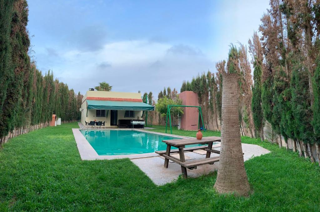 Bazén v ubytování Villa avec piscine à Agadir tifnit surf nebo v jeho okolí