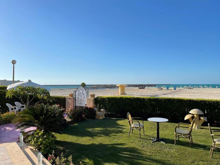 Phong cảnh thiên nhiên gần nhà gỗ