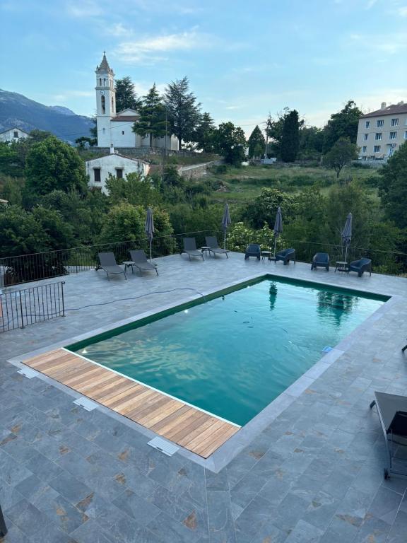 Bazén v ubytování Grand Hôtel de la Scala nebo v jeho okolí