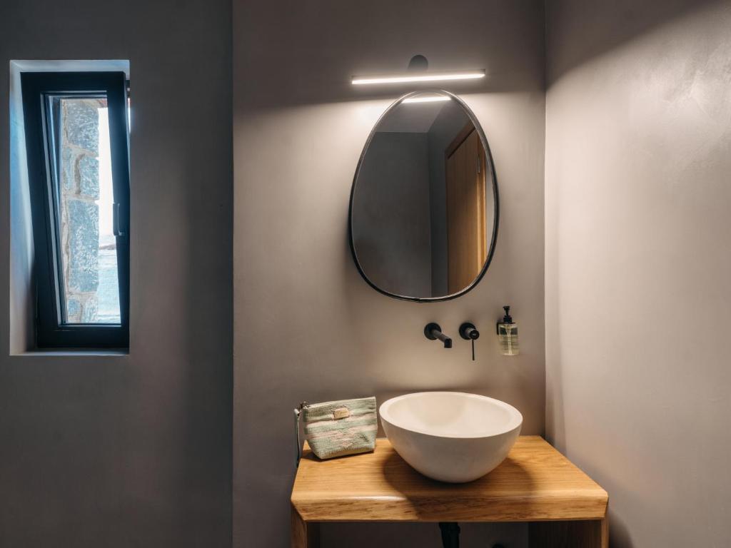 Fotografie z fotogalerie ubytování Kourmas Suites v destinaci Limeni
