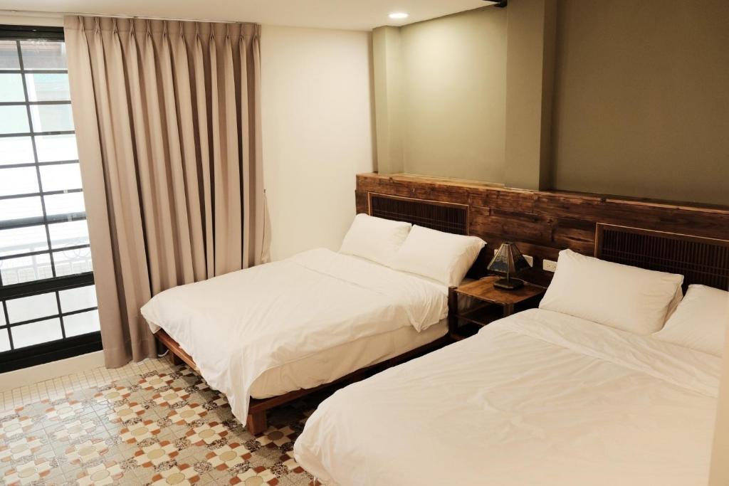 莊同益民宿評價、復古老屋體驗、紅眠床舒適住宿、鹿港深度旅遊推薦 - 照片 5